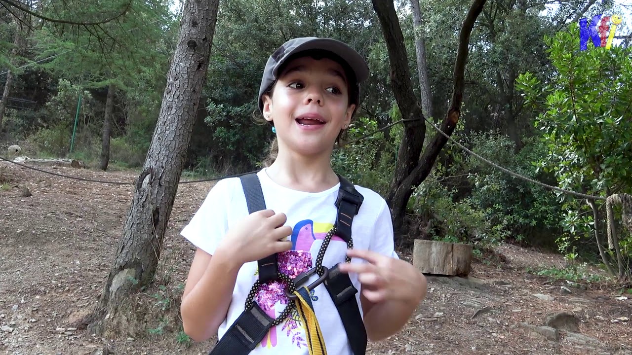 🏆 AVENTURA Catalunya en miniatura bosc animat Torrelles de Llobregat. Circuto de tirolinas y más...