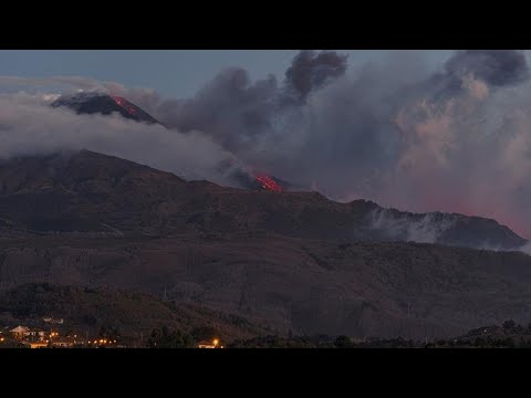 Vidéo: Le Deuxième OVNI A été Enregistré Sur Le Volcan En éruption Colima - Vue Alternative