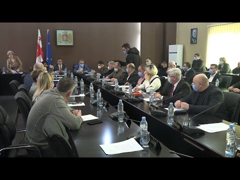 საკრებულოს რიგით  მესამე სხდომა და დღის წესრიგში გაწერილი 17  საკითხი