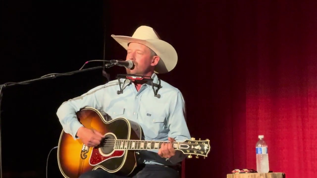Evan Felker playing Good Lord Lorrie @ Crystal Theatre in Okemah, OK (Woody Fest #28) 7/9/2025
