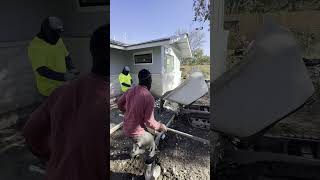 Backyard Sidewalk installation for Major Renovation #shorts #construction #contractor #concrete #diy