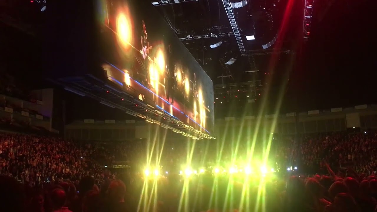 U2 at the O2   October 2018   Love Is Bigger Than Anything Else   Clip 2