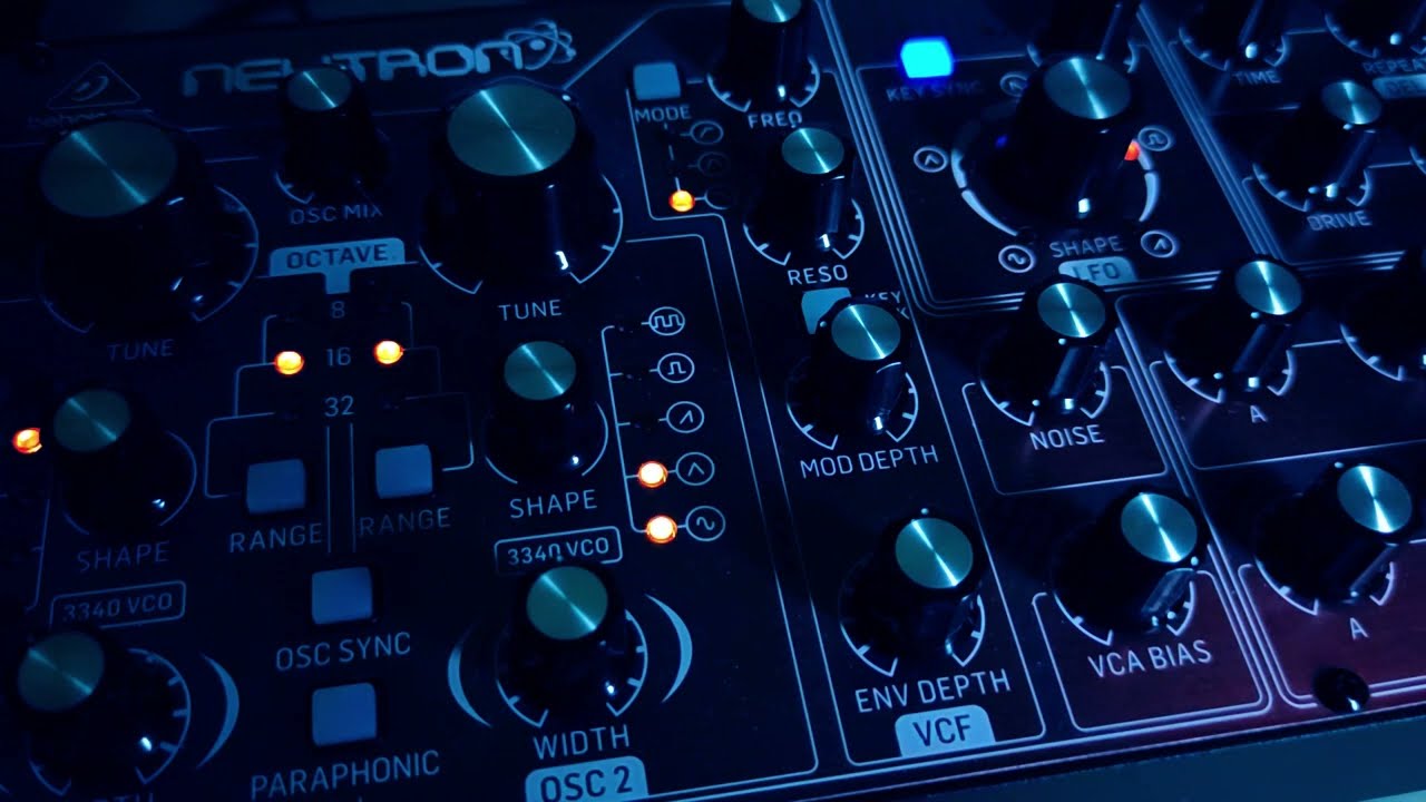 Behringer Neutron ambient generative patch - Sleepless Night - with reverb