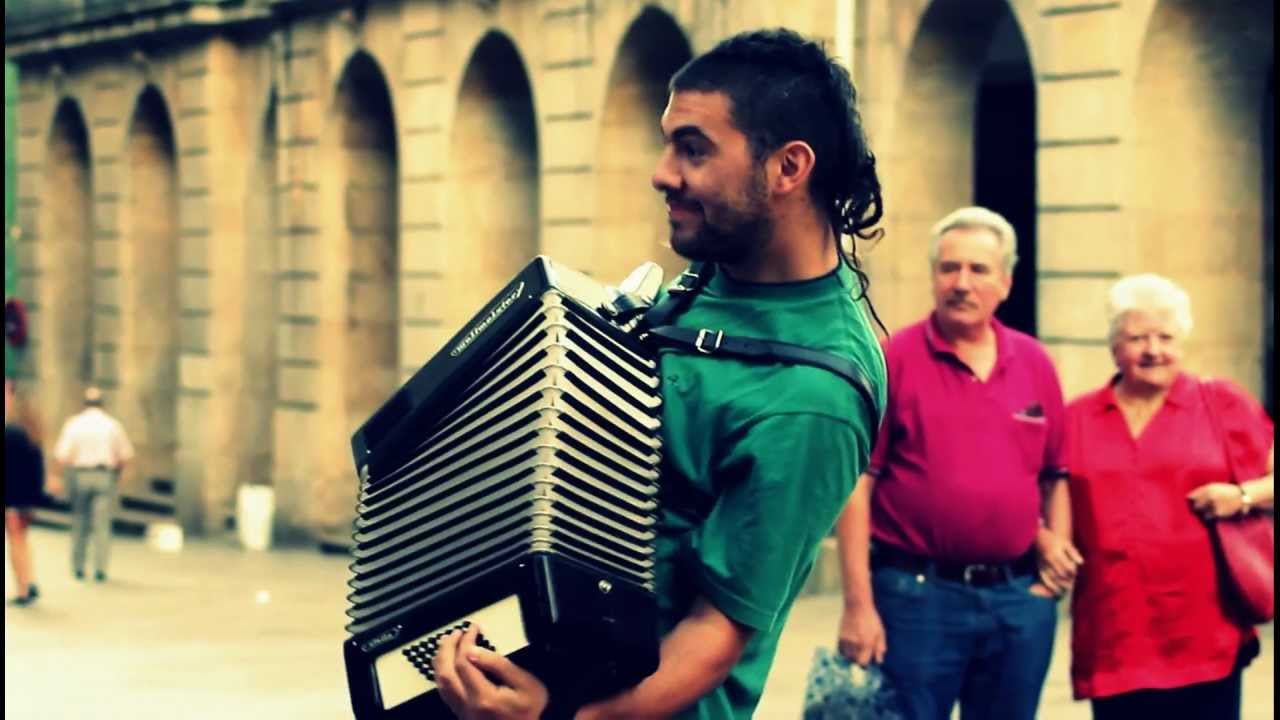 PolleraPantalon en Vivo