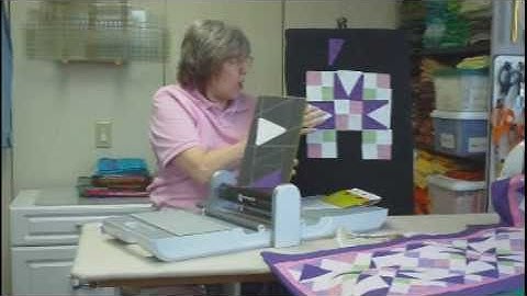 Accuquilt Go Cutter 3" Finished Triangle In A Square Tutorial