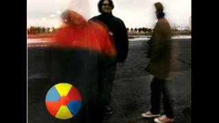 Yo La Tengo - "Beach Party Tonight"