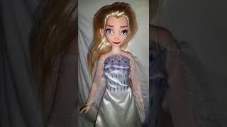 Frozen 2 Musical Adventure Elsa doll from Hasbro REVIEW
