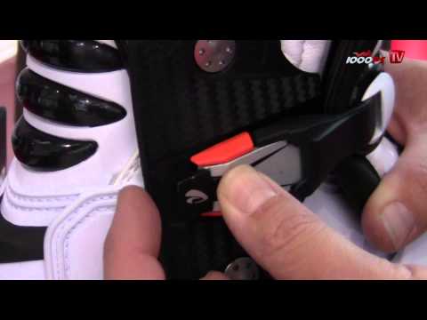 Forma MX Predator Stiefel News 2013 - Intermot 2012 Forma MX Predator Stiefel News 2013 - Intermot 2012
