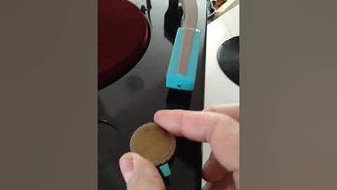 RCA Tabletop 3 speed automatic record player playing a 78 RPM record.