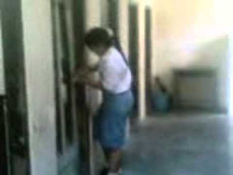 Terjebak di WC Wanita.3gp