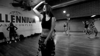 Selena Gomez - Star Dance Slow Down !! ✔