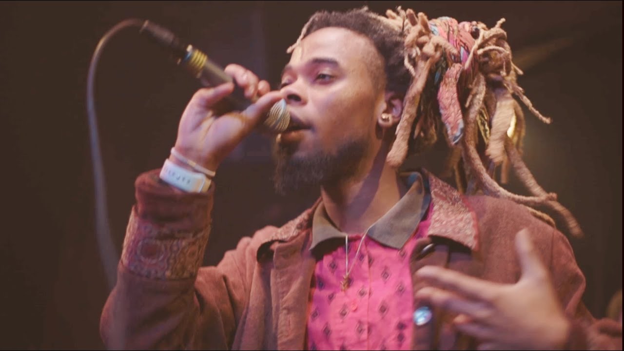 Jaden Castro - AT NIGHT (live at Christiania) ft AHEAD