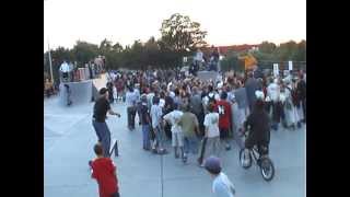 Product toss favourtism Kareem Campbell Ipswich Skate Park
Product toss favourtism AXION DEMO Kareem Campbell CITY STARS Product Toss Simon Burlo sorts out a mate, more from this demo coming soon . . . http://www.youtube.com/watch?v=TUe3DTOIdUk AXION at HOAX TF after demo skate with Kareem Campbell Mikey Taylor Lee Smith Enrique Lorenzo Product toss favourtism Kareem Campbell Ipswich Skate Park