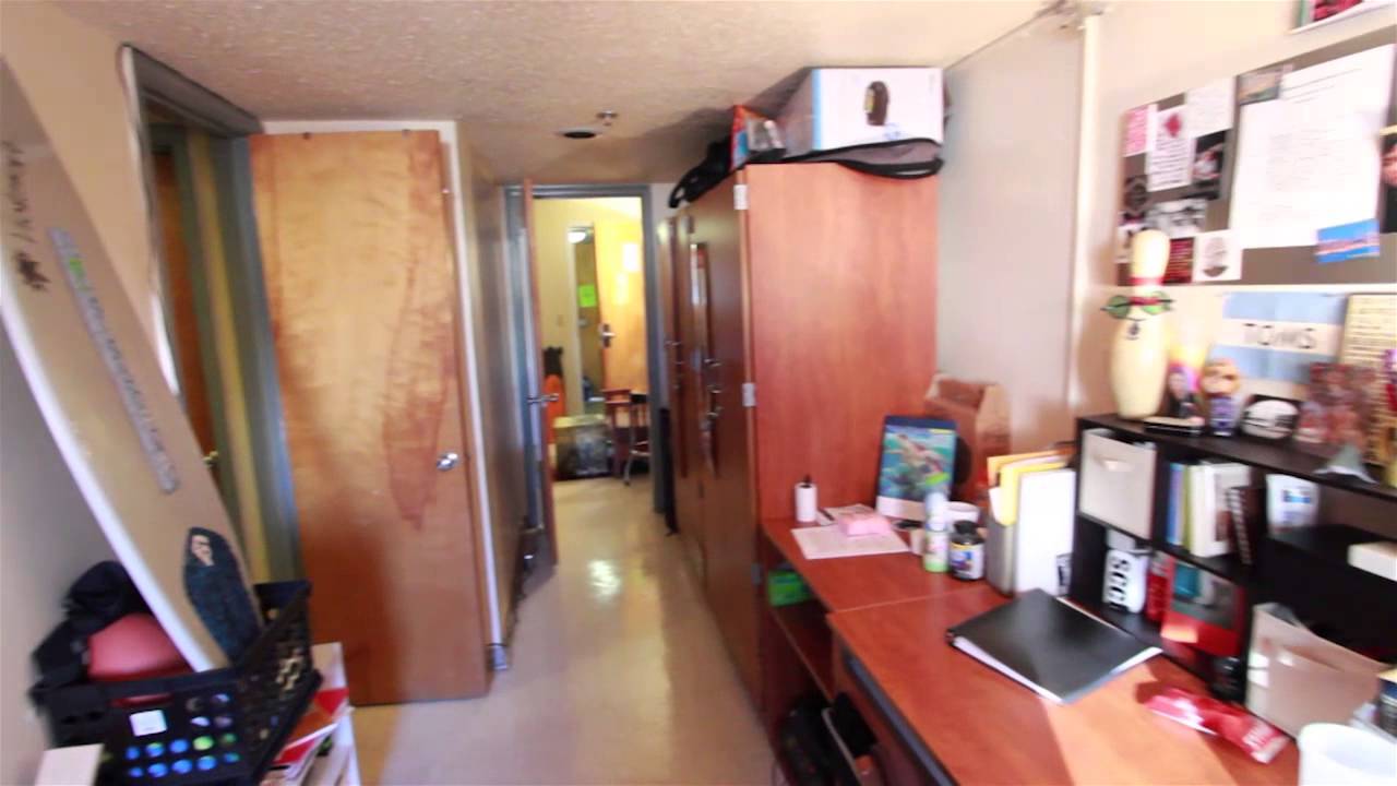 Berry Residence Hall -- Dorm Tour - YouTube