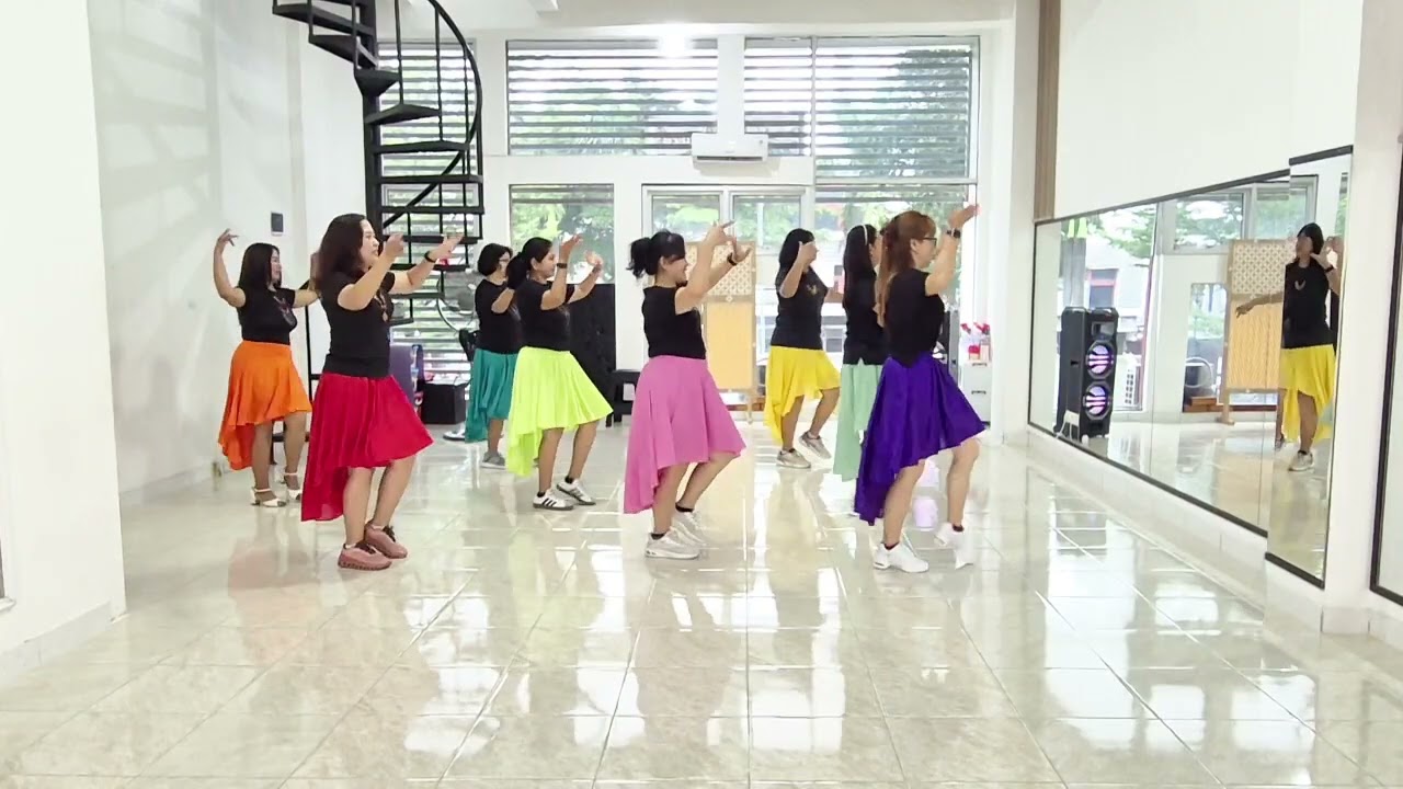 AYANG KU RINDU KAMU Line Dance#Choreo @veetrias 