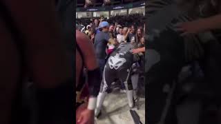 La parka fan altercation
