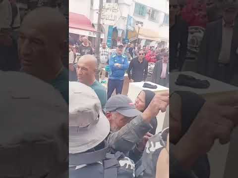 بالله ثبتوا فاش يحكي عايش في الماضي وزيدوا ثبتوا في داعميه الفقر والطحين