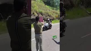 කවදාවත් ජනපති කෙනෙක් නොකරපු දෙයක් අනුර මේක අභියාචනය දෙන්න හිටපු ජනතාවට මහපාරේදී ජනපති කල දේ !