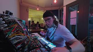 Mav - Modular Meditation @ Mish.Mash (Dublin, IE) - Impro dawless ambient/drone session