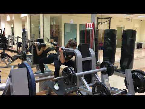 Reverse v squat glute focus