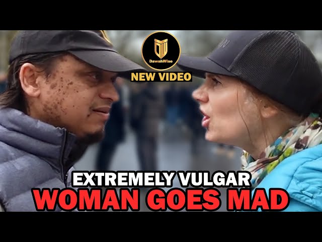 Karen Loses Herself And Disrespects The Quran | Mansur | Speakers Corner class=