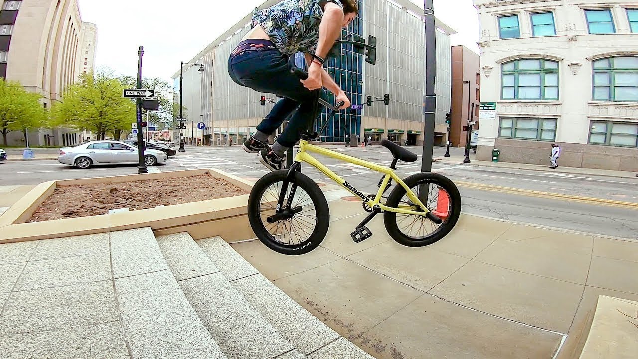 I can do 2 tricks...Barspins and Tailwhips