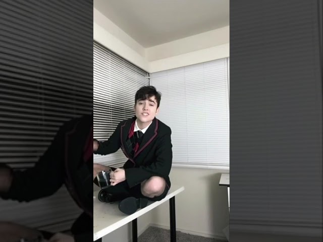 I spent HOURS creating a new special effect for this Umbrella Academy cosplay
