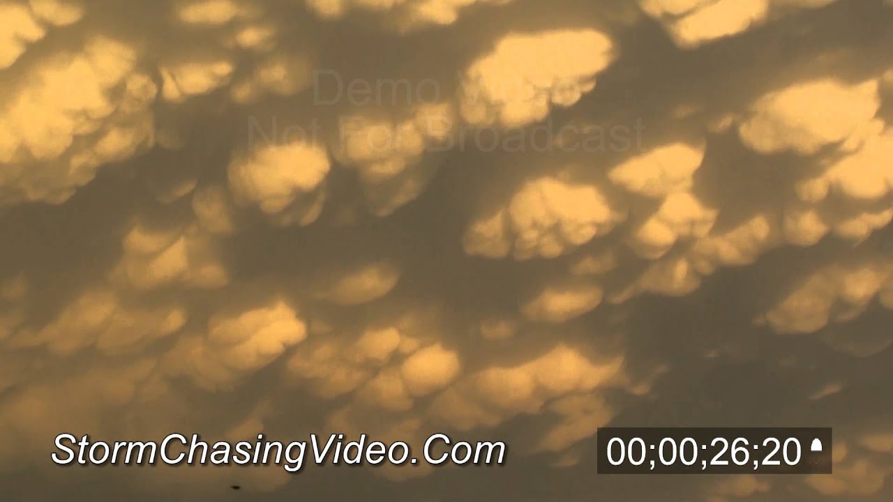 5/30/2011 Lexington, NE Mammatus Clouds stock footage