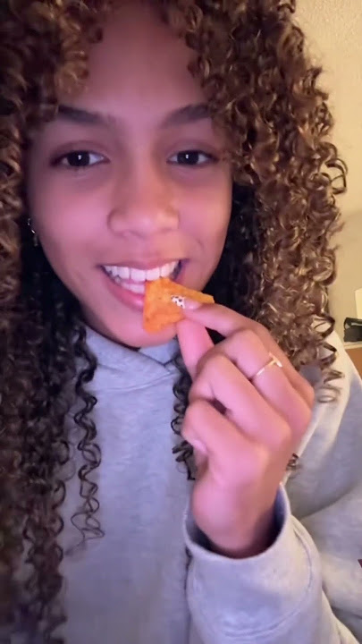 Trying Doritos 🧀