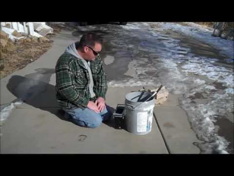 How to make a newspaper log with a press