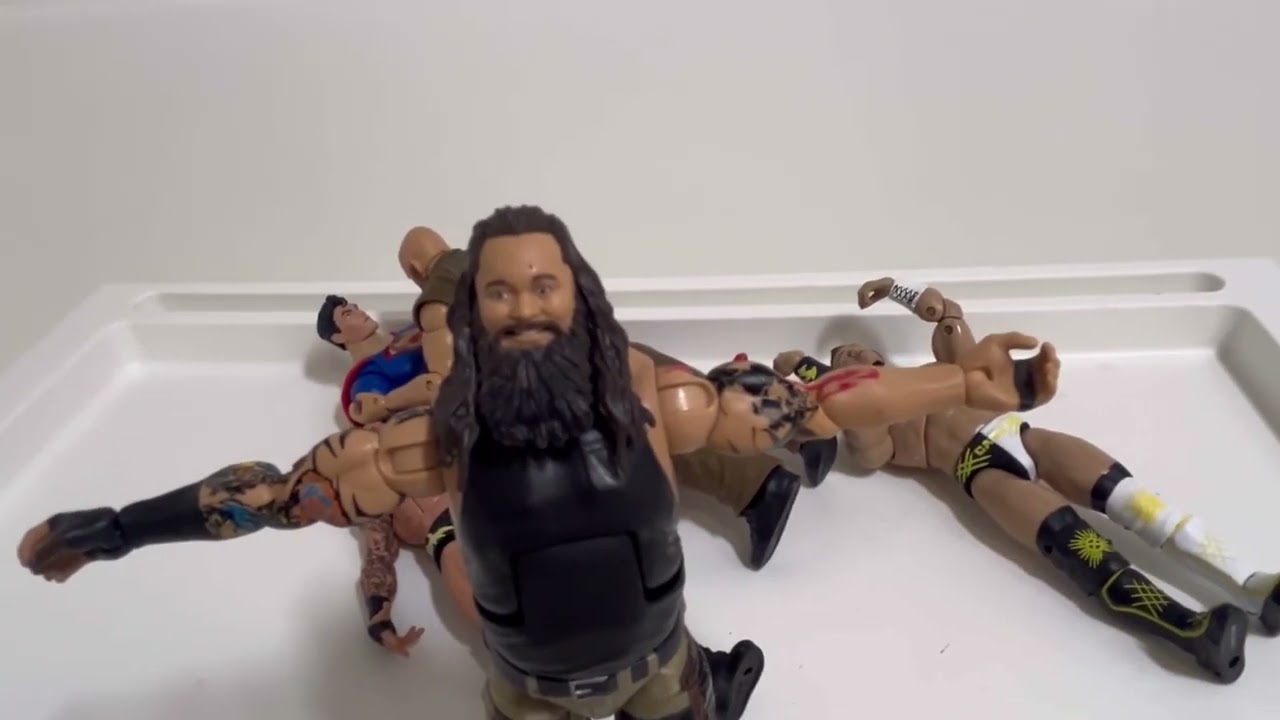 Dinosaur water wrestling match