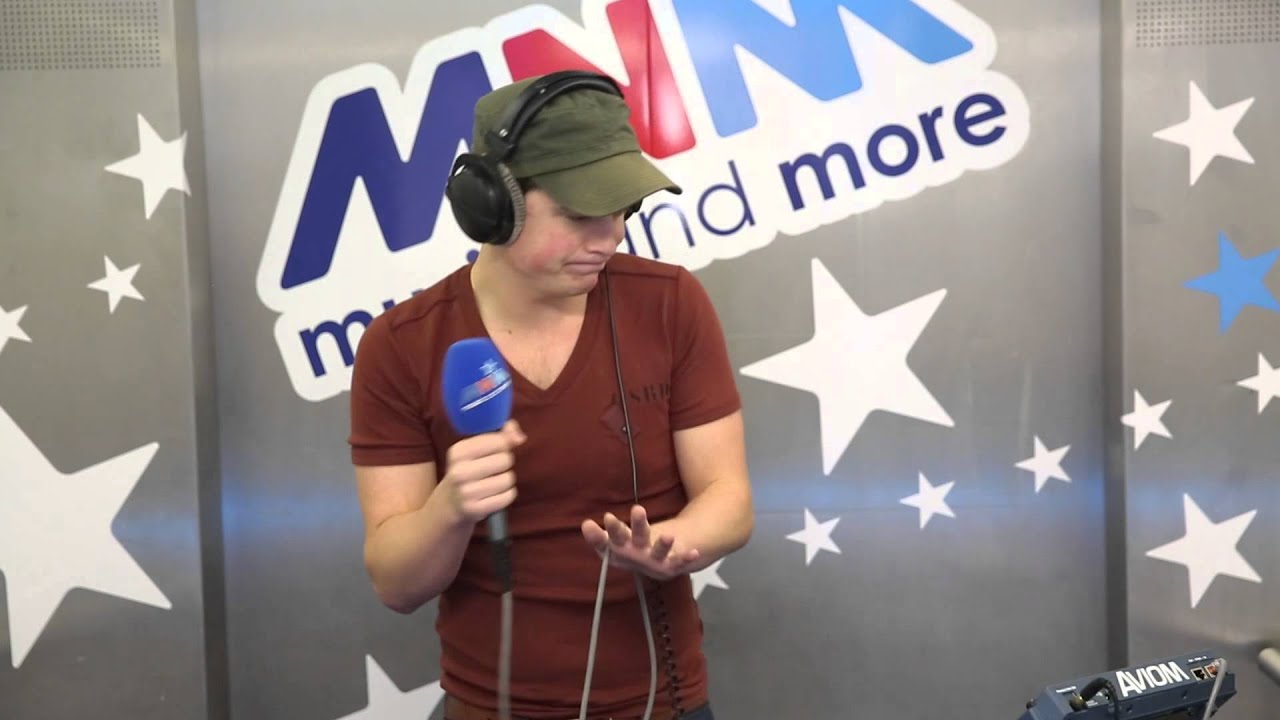 MNM: Liftconcert Niels Destadsbader - Dansen