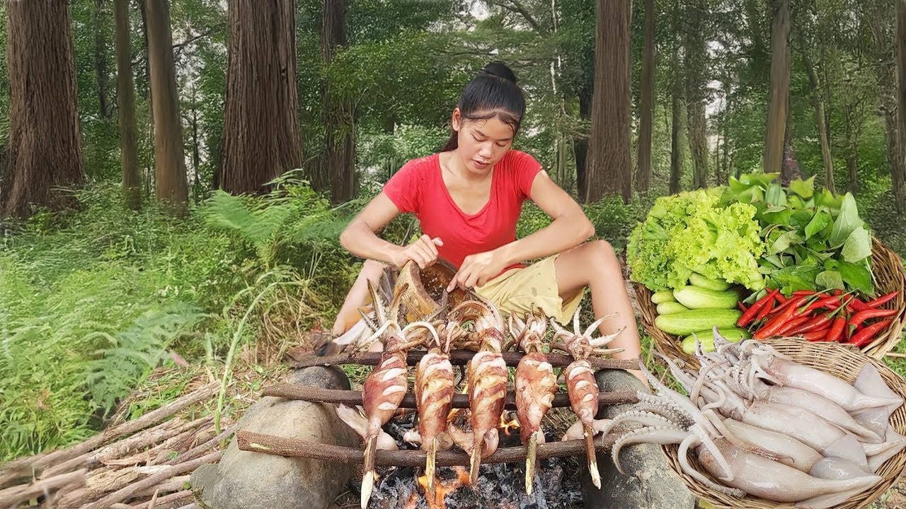 Big squid grill with wild recipe for food and eating - seafood cooking