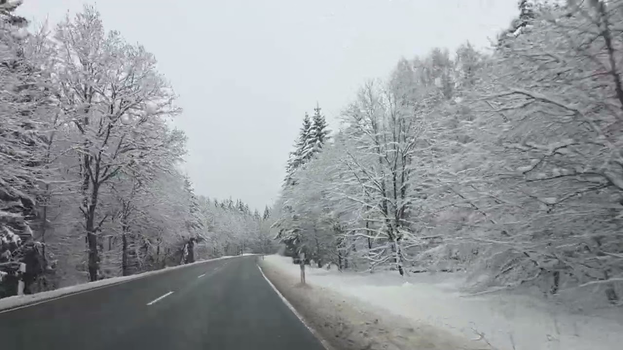 Relaxing music 🎶 snow ❄️  on the road of Germany 🇩🇪 