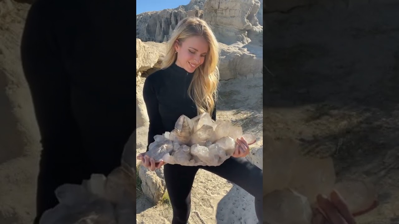 Museum grade quartz crystal claster