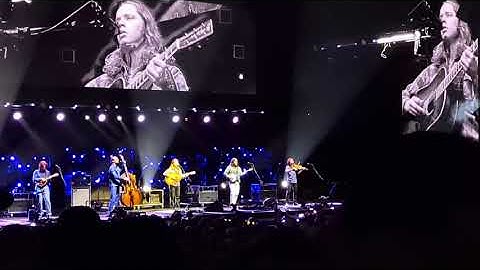 //Know It All 4k Billy Strings Moda Center Portland ORegon