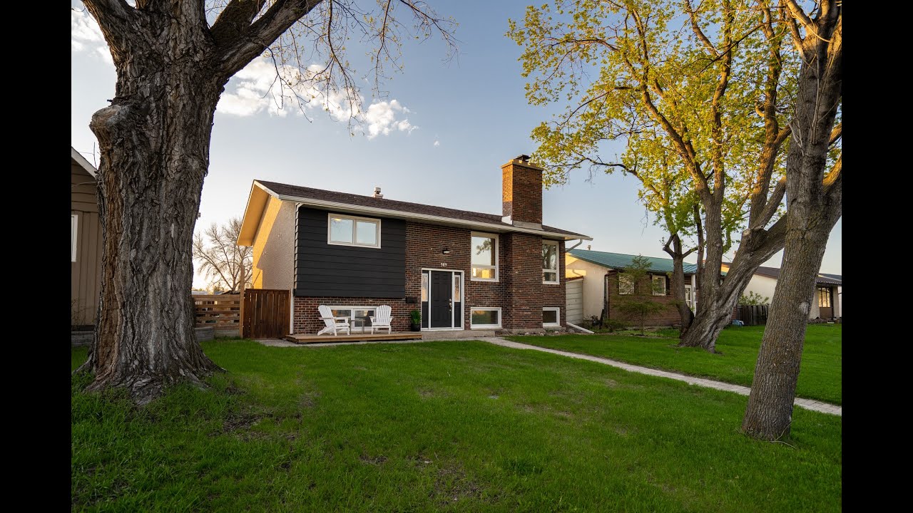 389 Wales Avenue FOR SALE in St. Vital YouTube