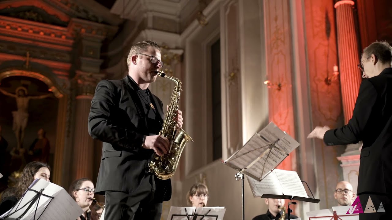 Assista a Summertime by George Gershwin (arr. Russell Peterson) no YouTube Assista a Summertime by George Gershwin (arr. Russell Peterson) no YouTube