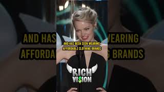 How Emma Stone spends her millions ?