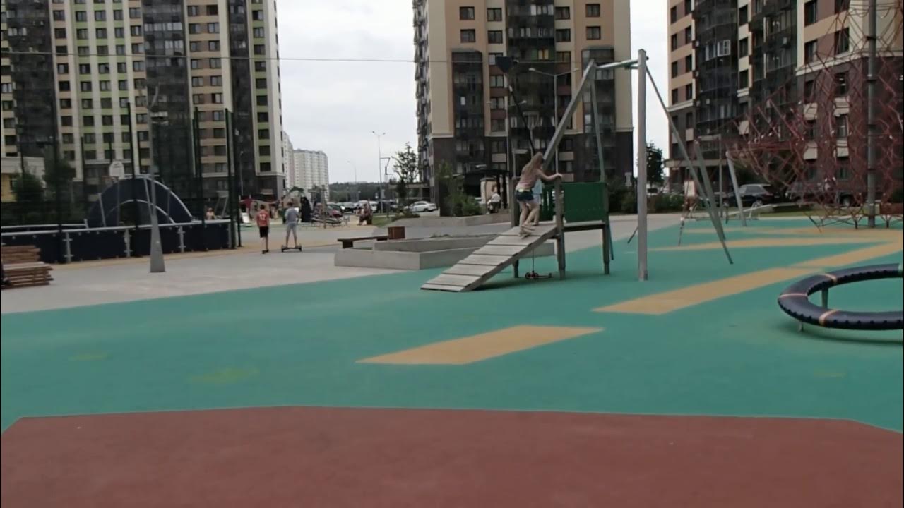 Новопеределкино парк. Г. Переделкино парк. День города москва новопеределкино. Жк новопеределкино ближнее.