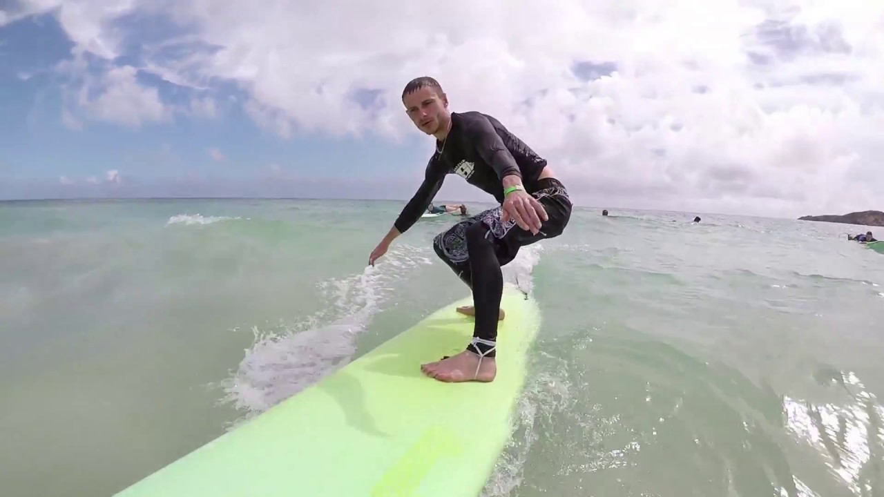 MACAO SURF CAMP, худо бедно встал на доску..=)