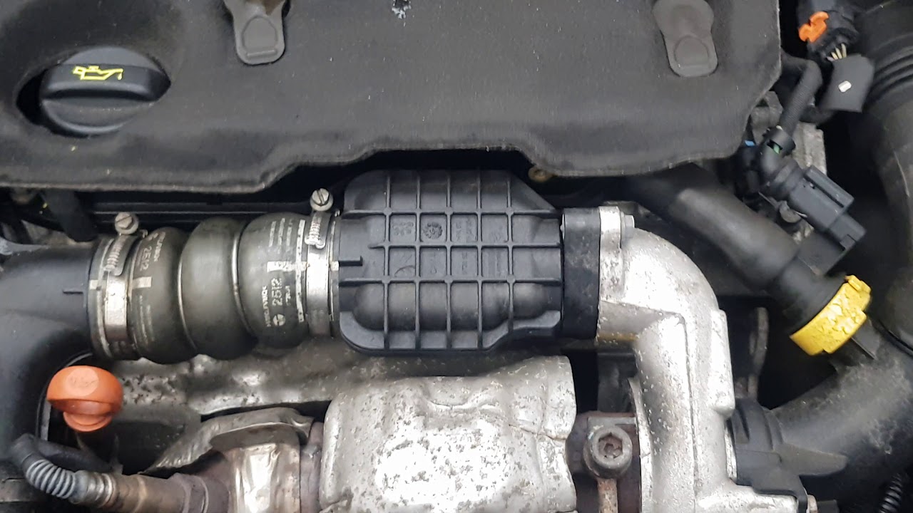 Dismantling 2012 WHITE Citroen Berlingo 1.6 Diesel Turbo 5 Speed Manual