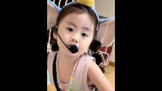 报告!她耍赖~#哈药钙铁锌 #儿童补钙