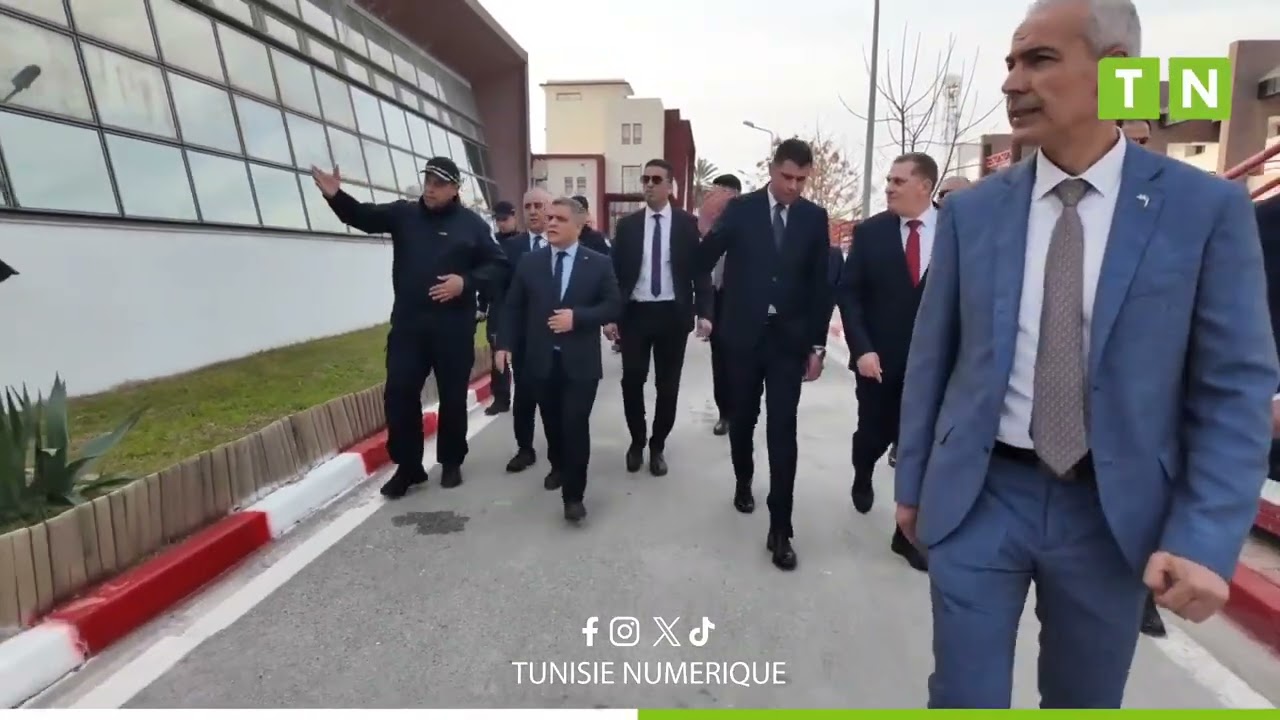 وزير الداخلية يشرف على الإحتفال باليوم العالمي للحماية المدنية