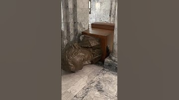Intruder damages state Capitol building