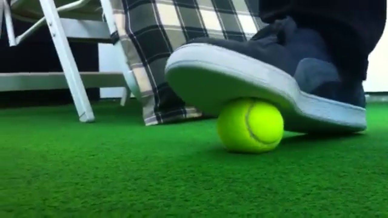 puma tennis ball