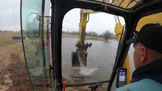 Kobelco Sk210 Draining The Swdan