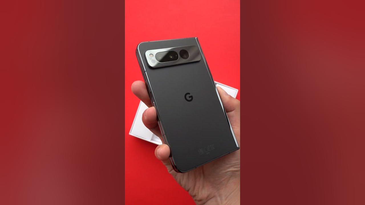 Google Pixel Fold Unboxing, Setup and First Look (4K 60) 