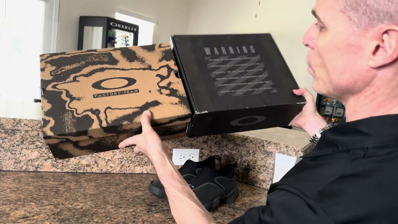 RARE OAKLEYS - UNBOXING OAKLEY FACTORY TEAM FLESH MEADOW SCARAB + 