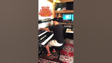 Working on an upcoming remix/collab with eastend.zulu / Family Tapes on Juno 106 and Numark NS7